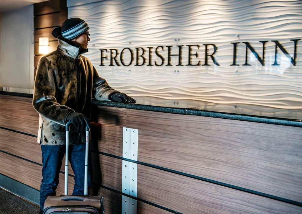 The Frobisher Inn Iqaluit Beltér fotó