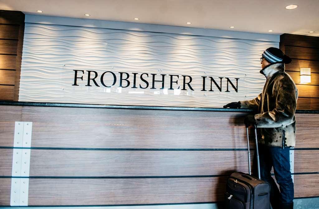 The Frobisher Inn Iqaluit Beltér fotó